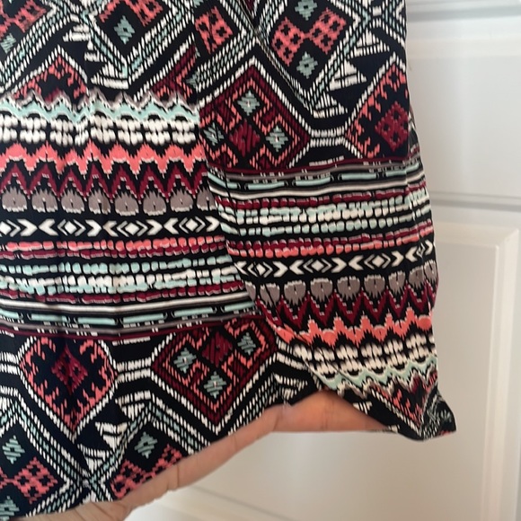 3/$30 - Garage Short Rompers x 2 🌞 - Picture 9 of 12